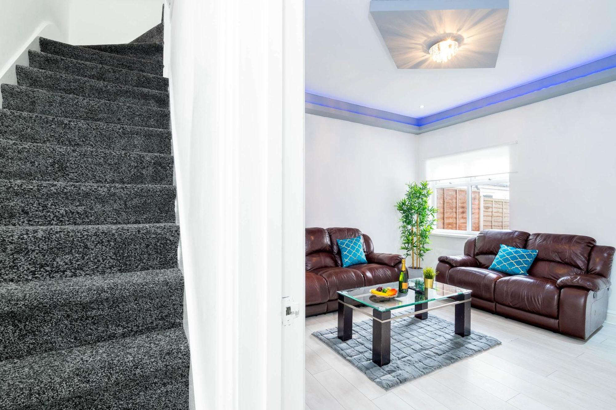 Five Bedroom Townhouse - Near City Centre - Edgbaston - On Street Parking - Wifi - Netflix - 974P Birmingam Exterior foto