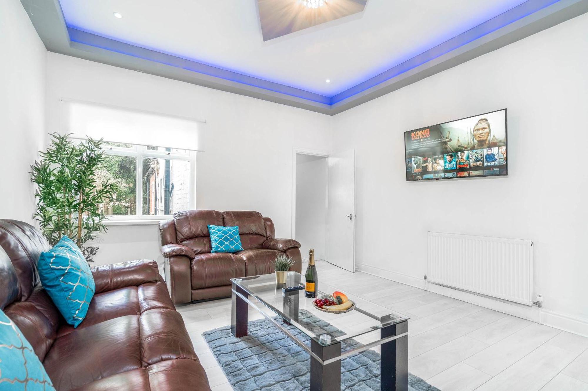 Five Bedroom Townhouse - Near City Centre - Edgbaston - On Street Parking - Wifi - Netflix - 974P Birmingam Exterior foto